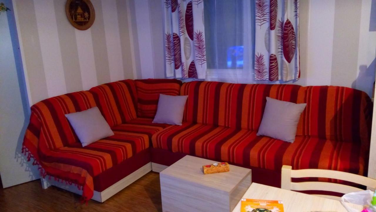 Mobilhome Familial Онзан Екстериор снимка